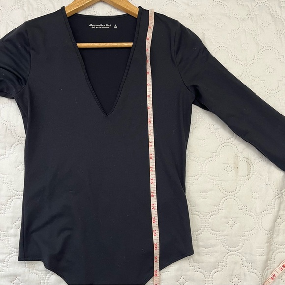 Abercrombie & Fitch Black V-Neck Long Sleeve Bodysuit Size S - Picture 6 of 11
